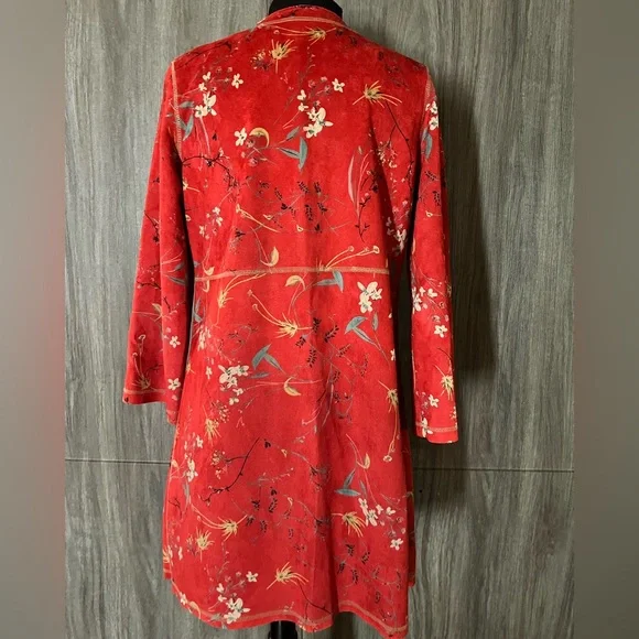 Anthropologie Solitaire red Suede Large Floral
Open Front Kimono Jacket - Picture 5 of 10